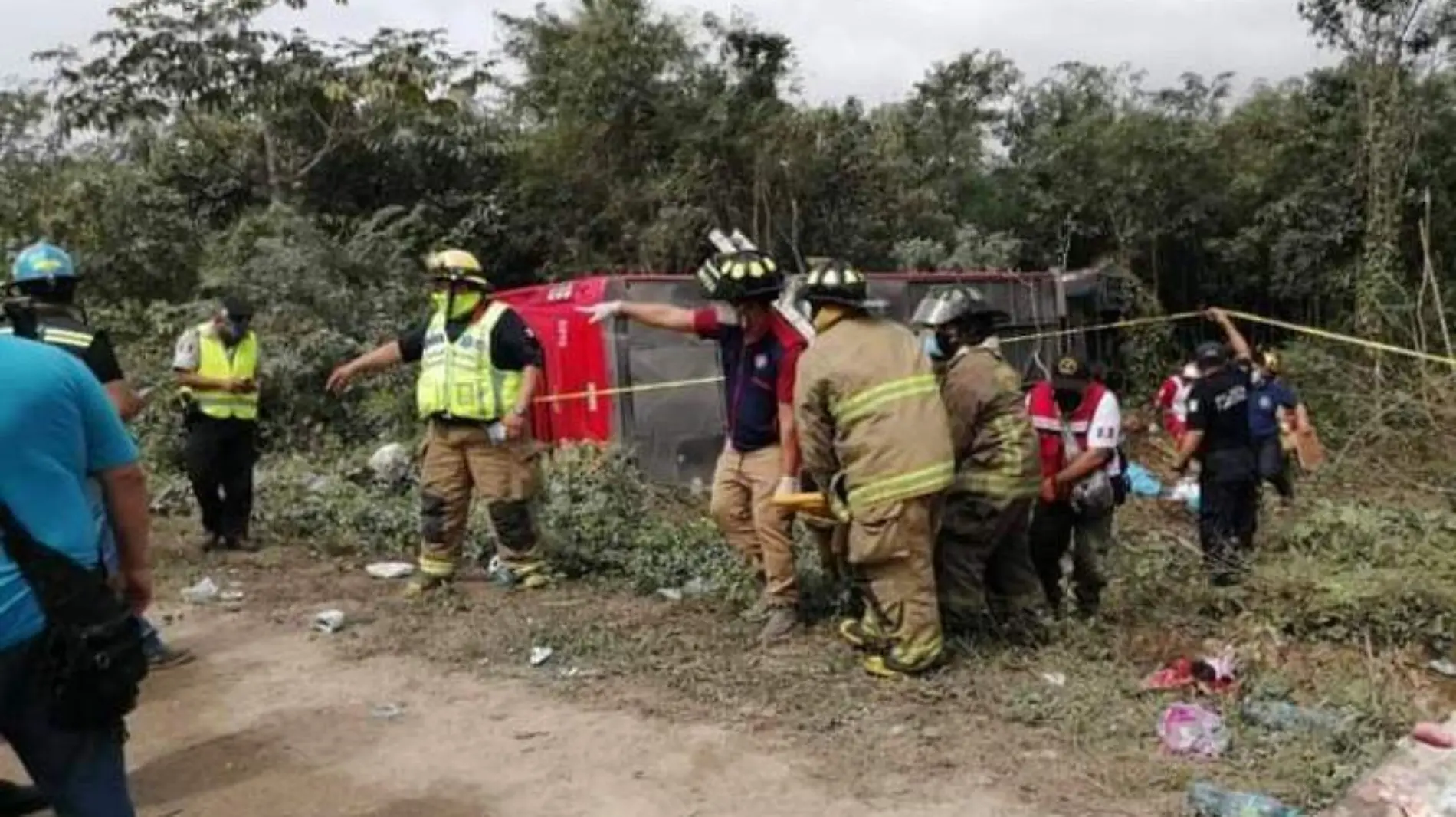 accidente carretera Cancún-Mérida